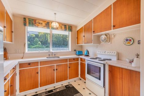 Photo of property in 71 Faraday Street, Hospital Hill, Napier, 4110