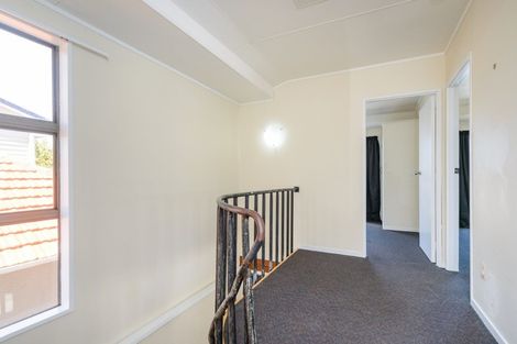 Photo of property in 8b Tyne Street, Roslyn, Palmerston North, 4414