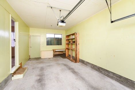 Photo of property in 2 Bethel Court, Milson, Palmerston North, 4414