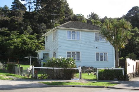 Photo of property in 7 Frethey Grove, Naenae, Lower Hutt, 5011