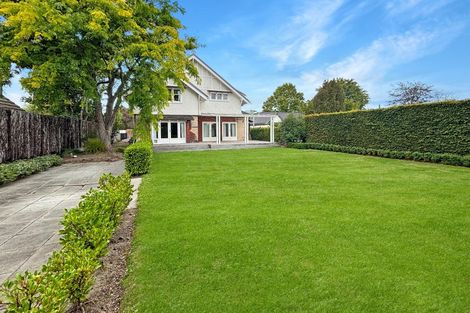 Photo of property in 82 Glandovey Road, Fendalton, Christchurch, 8052