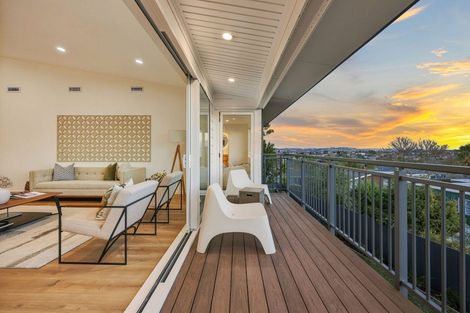 Photo of property in 50 Bleakhouse Road, Howick, Auckland, 2014