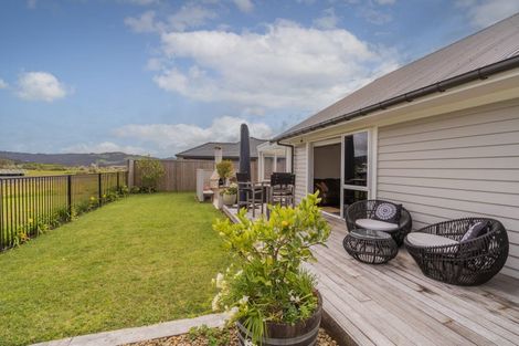 Photo of property in 5 Lady Jocelyn Place, Whitianga, 3510