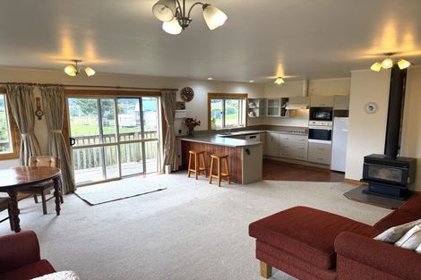 Photo of property in 15 Scott Road, Putaruru, 3483