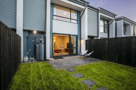 Photo of property in 12 Rangihina Road, Hobsonville, Auckland, 0616