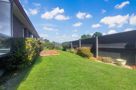 Photo of property in 1/50 Ambleside Drive, Burnside, Christchurch, 8053