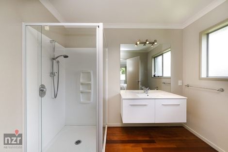 Photo of property in 1b Wellington Street, Feilding, 4702