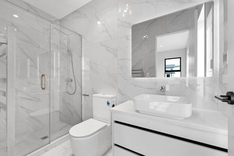 Photo of property in 18 Gertrude Cole Road, Clarks Beach, 2122