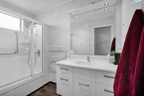 Photo of property in 464 Carrington Street, Upper Vogeltown, New Plymouth, 4310