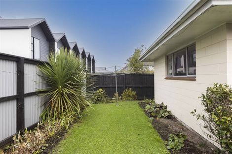 Photo of property in 2/1046 Colombo Street, St Albans, Christchurch, 8014