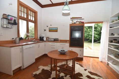 Photo of property in 270 High Street North, Carterton, 5713