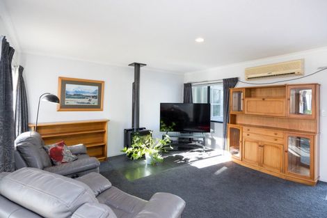 Photo of property in 16 Spring Street, Foxton, 4814