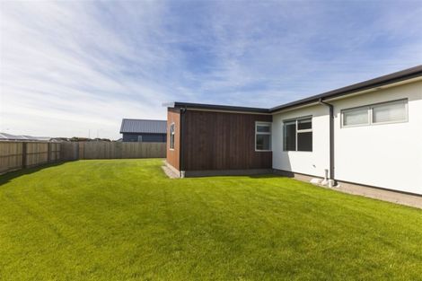 Photo of property in 16 Kingsbridge West, Burwood, Christchurch, 8083