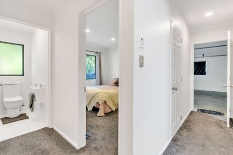 Photo of property in 3/18 Pleasant Road, Glen Eden, Auckland, 0602