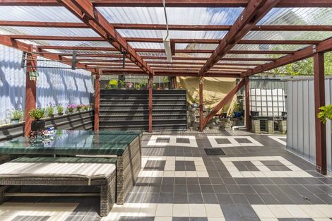 Photo of property in 6 Newfound Way, Glen Eden, Auckland, 0602