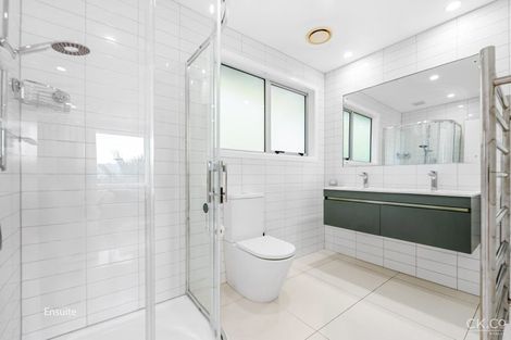 Photo of property in 212 Whites Line East, Waiwhetu, Lower Hutt, 5010