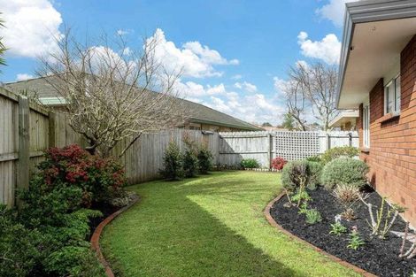 Photo of property in 2/23 Tarnica Road, Northpark, Auckland, 2013