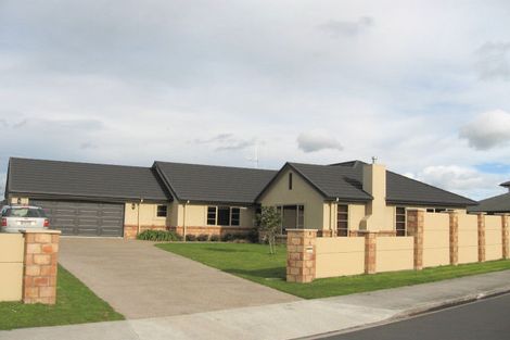 Photo of property in 9 Sovereign Place, Rototuna North, Hamilton, 3210