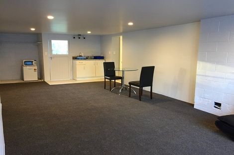 Photo of property in 61 Rehia Road, Massey, Auckland, 0614