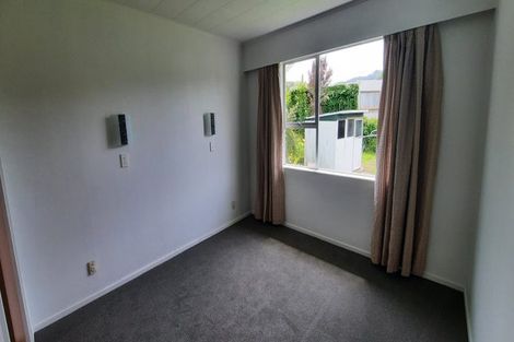 Photo of property in 54 Sunbrae Drive, Silverstream, Upper Hutt, 5019