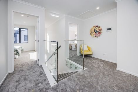 Photo of property in 38b Seymour Road, Sunnyvale, Auckland, 0612