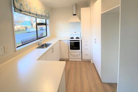 Photo of property in 2 Thorrington Road, Cashmere, Christchurch, 8022