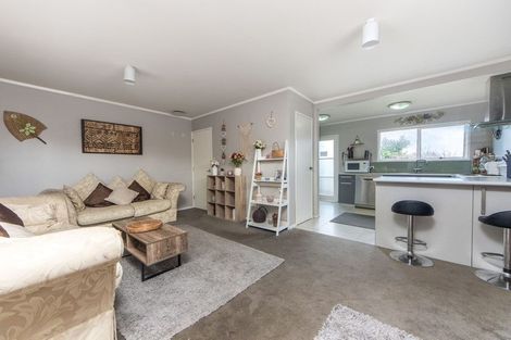 Photo of property in 1/43 Don Buck Road, Massey, Auckland, 0614