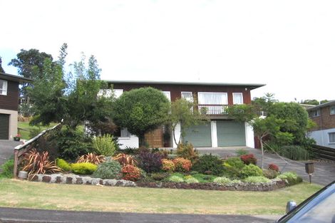 Photo of property in 2 Prestige Place, Castor Bay, Auckland, 0620