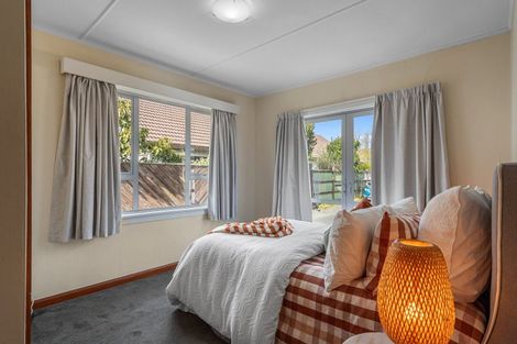 Photo of property in 5 Parkers Road, Tahunanui, Nelson, 7011