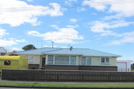 Photo of property in 27 Meadowvale Drive, Levin, 5510