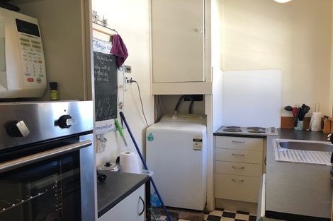 Photo of property in San Marino Apartments, 6/4 Oak Park Avenue, Te Aro, Wellington, 6011