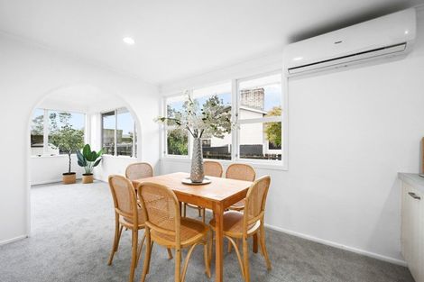 Photo of property in 22 Frederick Drive, Dinsdale, Hamilton, 3204