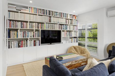 Photo of property in 43c Winton Street, St Albans, Christchurch, 8014