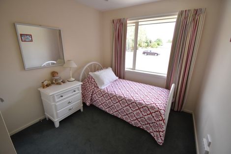 Photo of property in 19 Benmore Place, Omarama, 9412