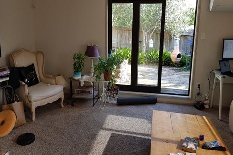 Photo of property in 11 Odin Place, Beach Haven, Auckland, 0626
