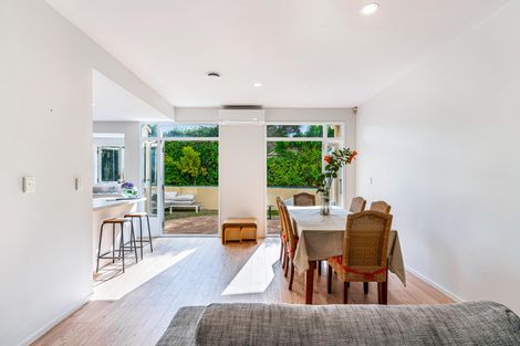 Photo of property in Grace Square, 81g Vermont Street, Ponsonby, Auckland, 1011