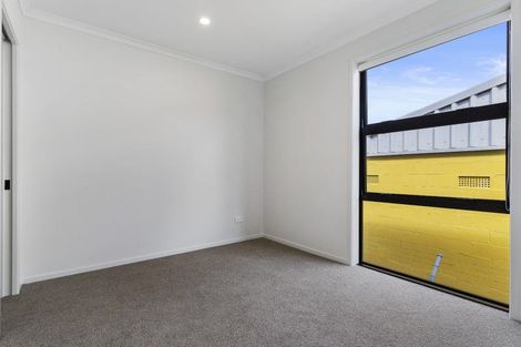 Photo of property in 1092b Great North Road, Point Chevalier, Auckland, 1022