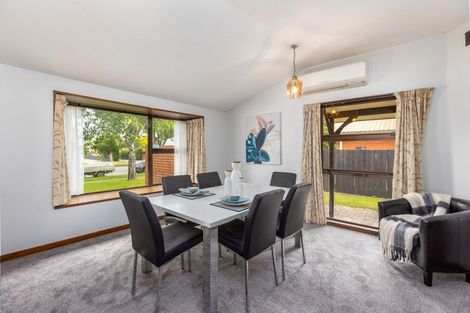 Photo of property in 270 Memorial Avenue, Burnside, Christchurch, 8053