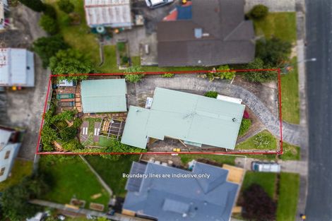 Photo of property in 23 Finlow Drive, Te Atatu South, Auckland, 0610