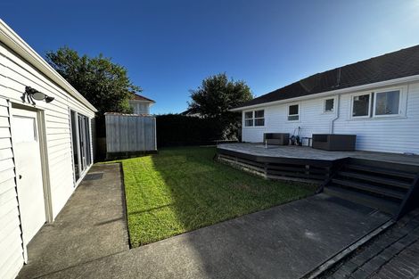 Photo of property in 57 Fairclough Road, Beach Haven, Auckland, 0626