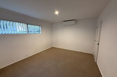 Photo of property in 85 Wade River Road, Stanmore Bay, Whangaparaoa, 0932