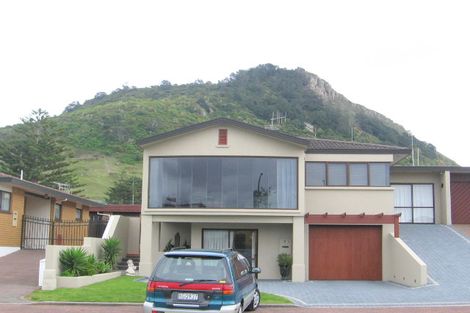 Photo of property in 1 Leinster Avenue, Mount Maunganui, 3116