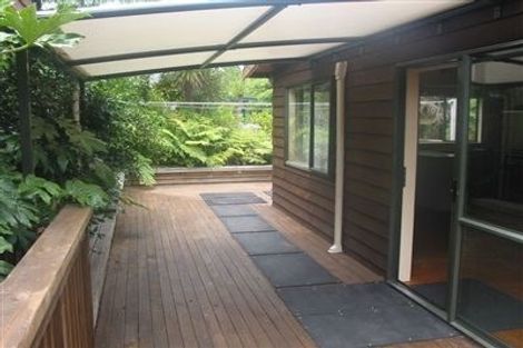 Photo of property in 90 Braemar Road, Castor Bay, Auckland, 0620