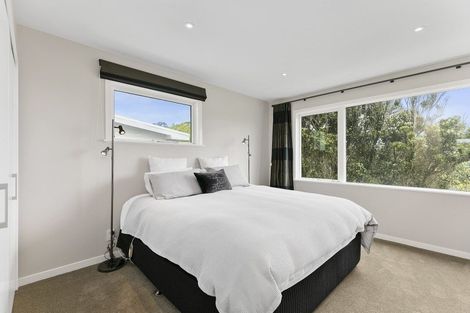 Photo of property in 35 Versailles Street, Karori, Wellington, 6012