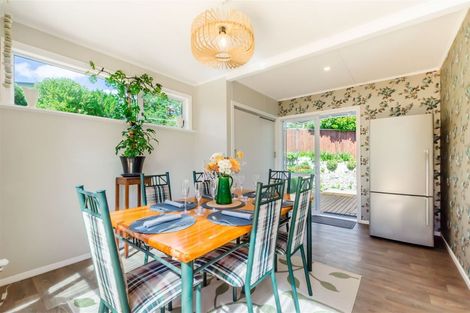 Photo of property in 10 Horomona Road, Paekakariki, 5034