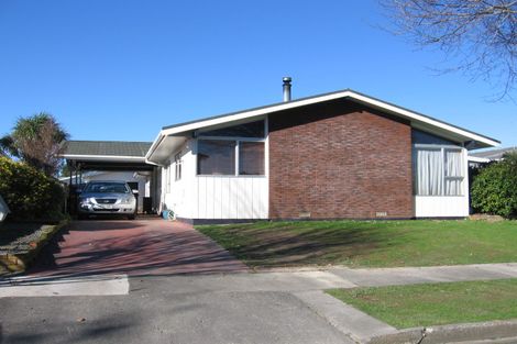 Photo of property in 10 Lockhart Avenue, Milson, Palmerston North, 4414