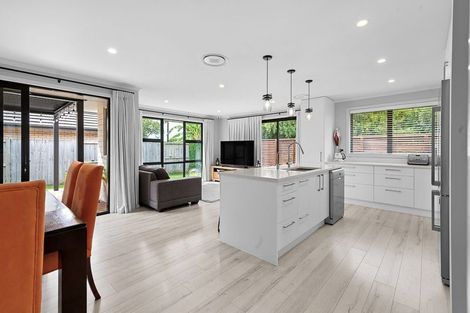 Photo of property in 2 Oderings Place, Huntington, Hamilton, 3210