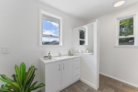 Photo of property in 42 Waerenga Road, Otaki, 5512