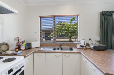 Photo of property in Redwood Village, 43/42 Main Road, Tawa, Wellington, 5028