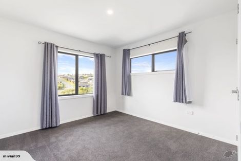 Photo of property in 8 Southill Way, Pyes Pa, Tauranga, 3112